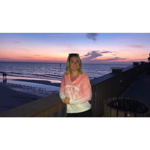 Meet your Posher, Becky